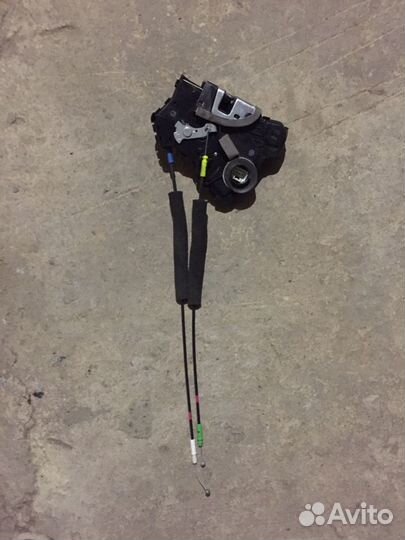 Замок центральный для передней левой двери для Пра