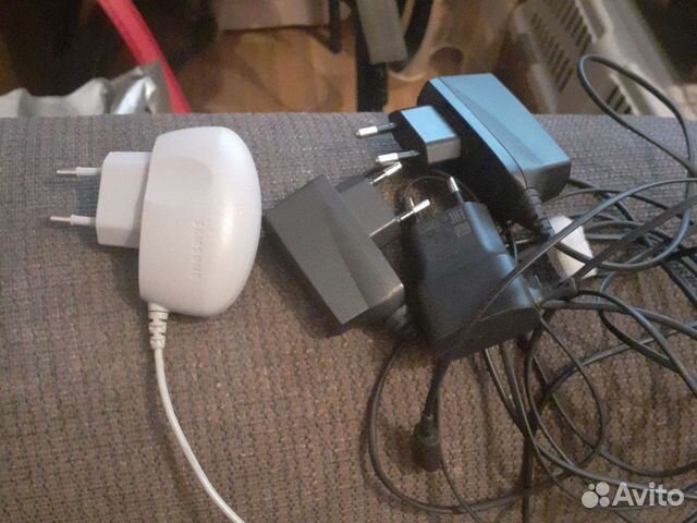 Зарядка для телефона nokia старые, sony ericsson