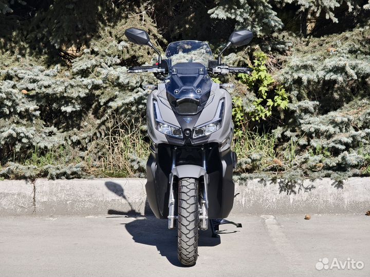 Скутер Vento JET 180сс