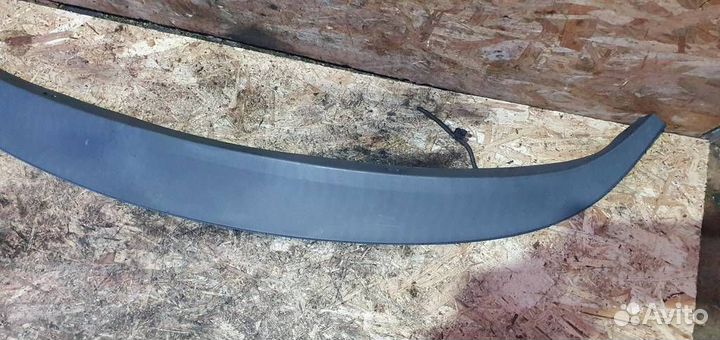 Молдинг капота Opel Meriva B 2010-2018