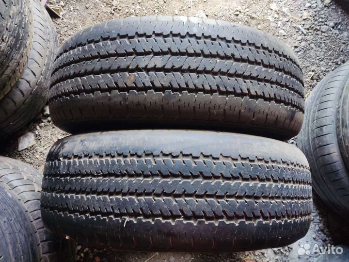 Bridgestone Dueler H/T 684III 245/65 R17