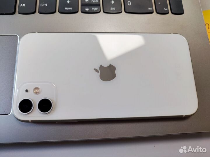 iPhone 11 White 128