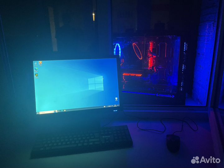 Монитор для компьютера