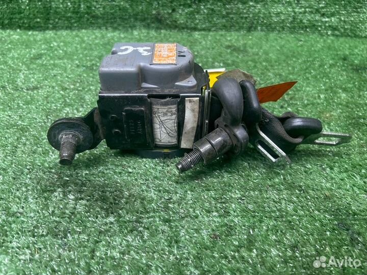 Ремень безопасности задний Chevrolet Aveo T200