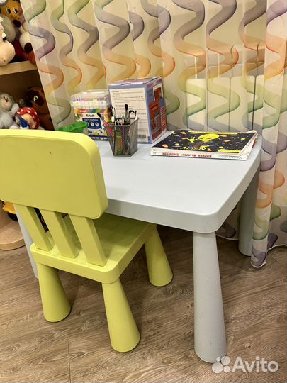 Детский стол со стулом IKEA