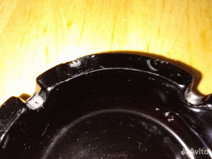 Пепельница цветное стекло бу отдам в дар