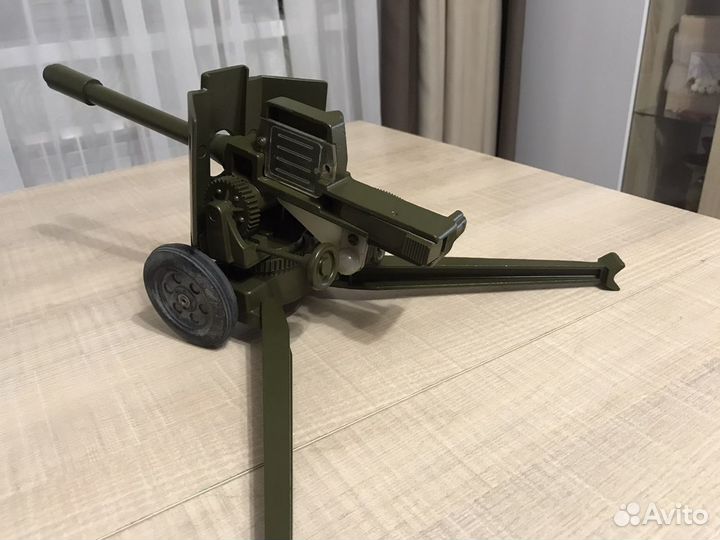 Танк и пушка СССР