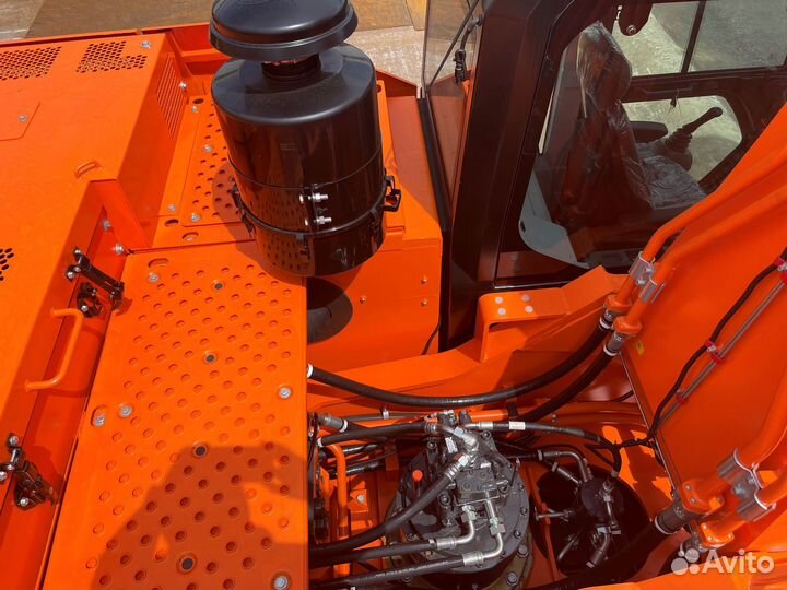 Гусеничный экскаватор Lonking CDM6336, 2024