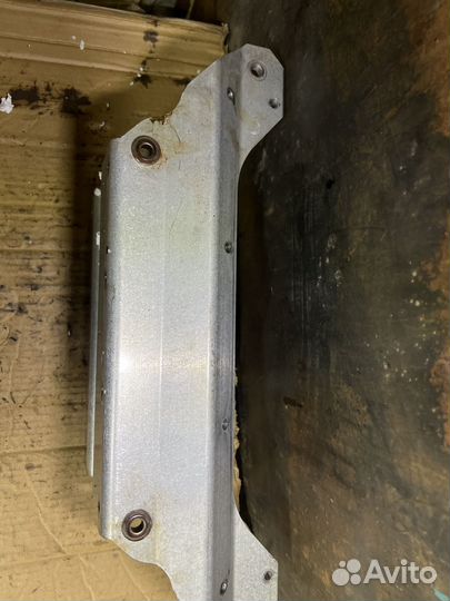 Подрамник arctic cat 570xt Z1