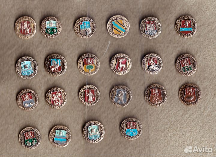 Значки гербы городов СССР