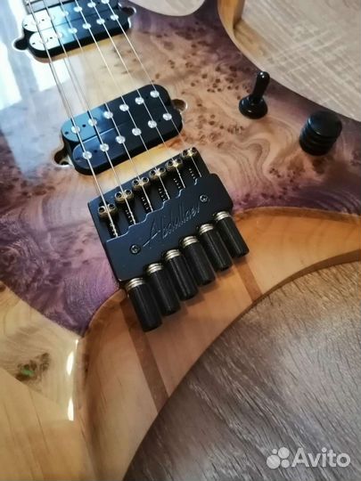 Headless гитара