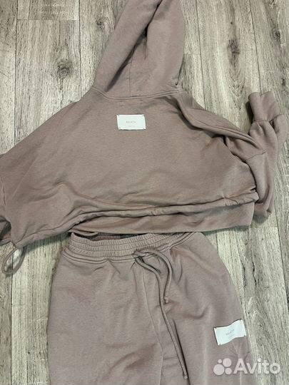 Костюм спортивный