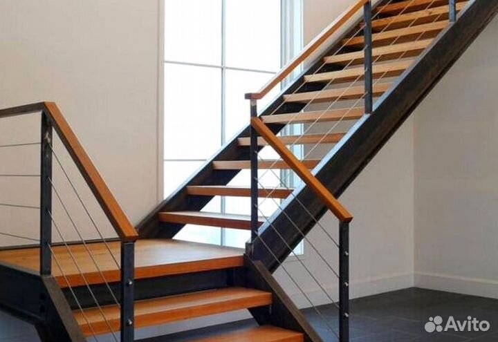 Изготовление лестниц под ключ
