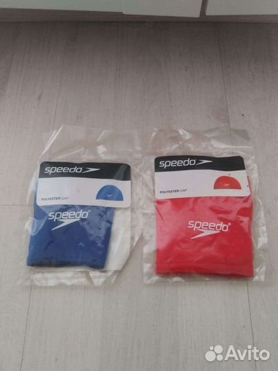 Шапочки для плавания speedo