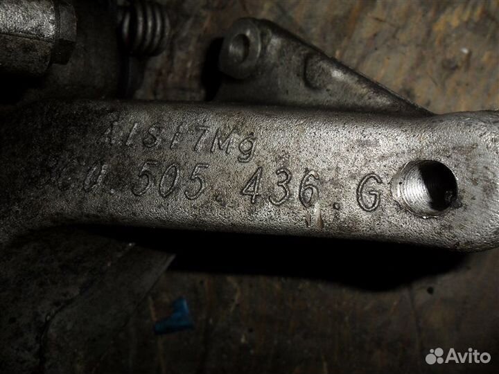 Ступица (кулак, цапфа) задняя правая Audi Tt 8J