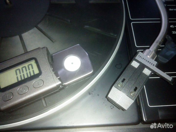 Весы для настройки иглы виловых пластинок