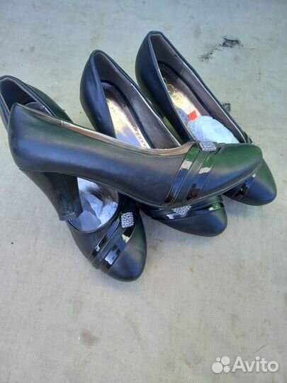 Обувь женская и мужская новая