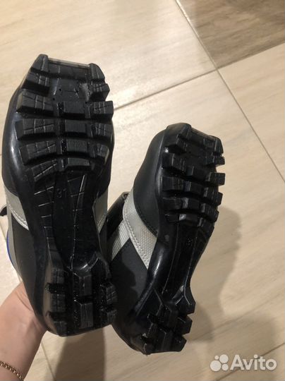 Лыжные ботинки