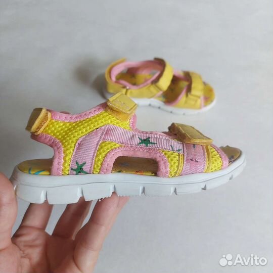 Сандалии для девочки