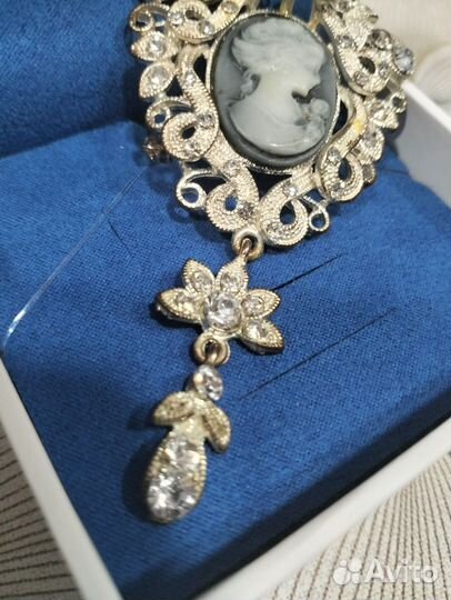 Броши винтаж 2шт