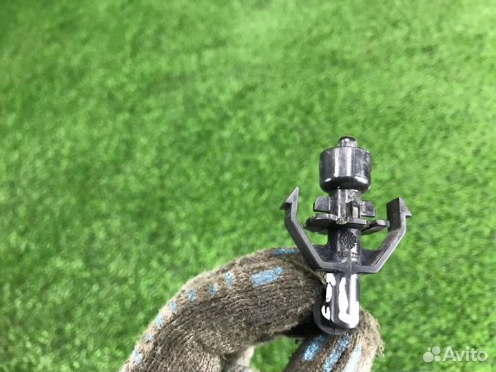 Форсунка омывателя фар передняя Bmw 6 E63 N62B48