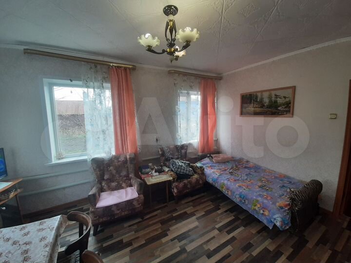 Дом 62 м² на участке 5 сот.