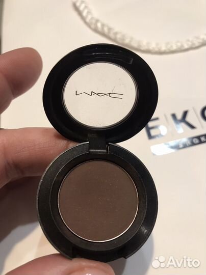 Тени для век MAC
