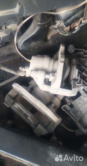 Суппорт тормозной передний Форд Фокус 2