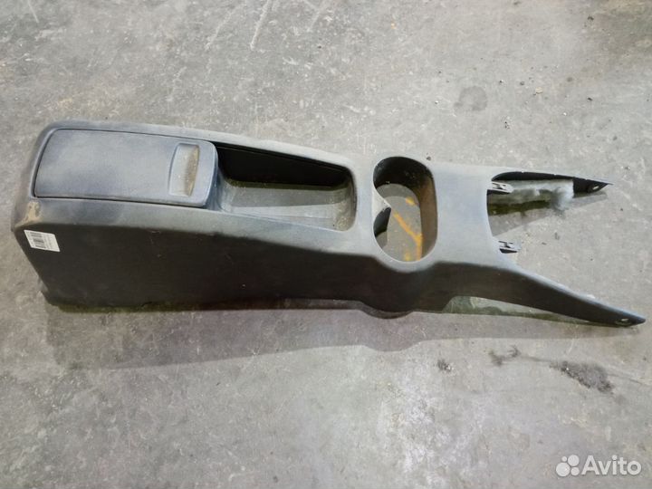 Бардачок Toyota Rush J200E