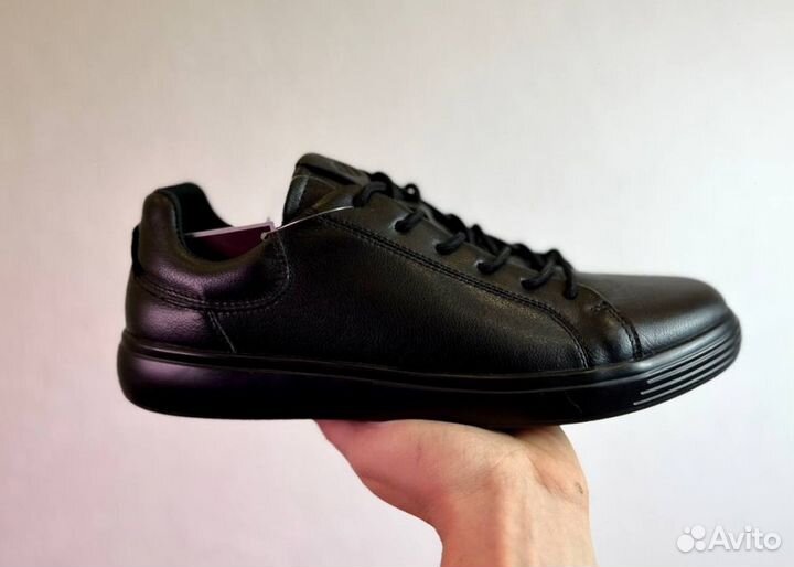 Кроссовки Ecco модные