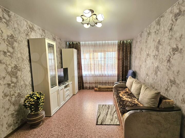 2-к. квартира, 54 м², 2/10 эт.