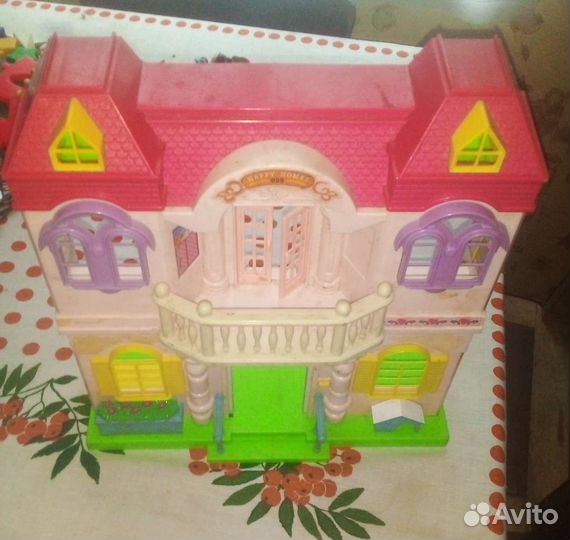 Домик кукольный с мебелью