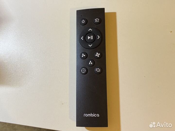 Пульт ду от робота-пылесоса Rombica
