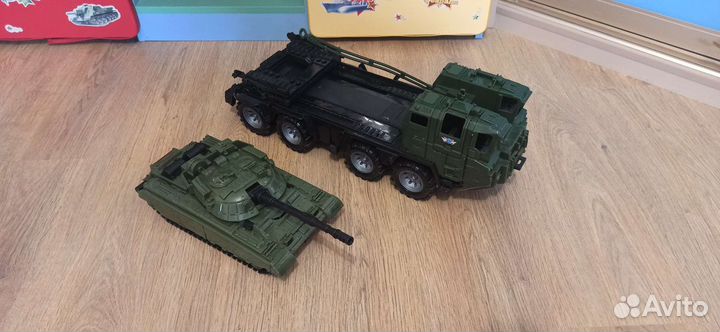 Детские игрушки