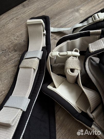 Сумка-кенгуру RED castle sport