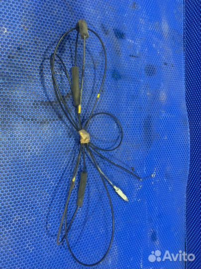 Трос лючка бензобака Land Cruiser Prado 120