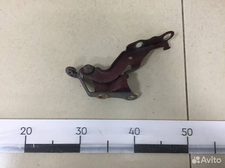 Петля капота левая Toyota Corolla E120 2001-2007