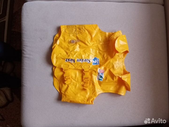 Жилет для плавания