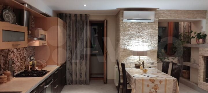 4-к. квартира, 153,6 м², 4/8 эт.