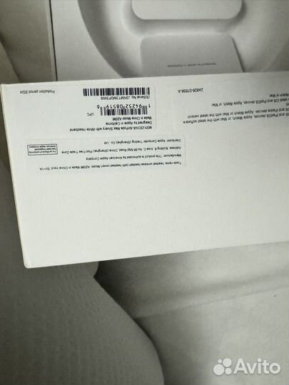 Коробка с чехлом для Air pods Max