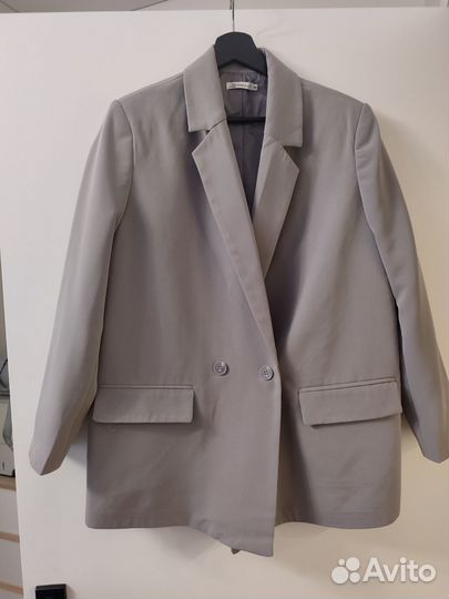Пиджак женский 46