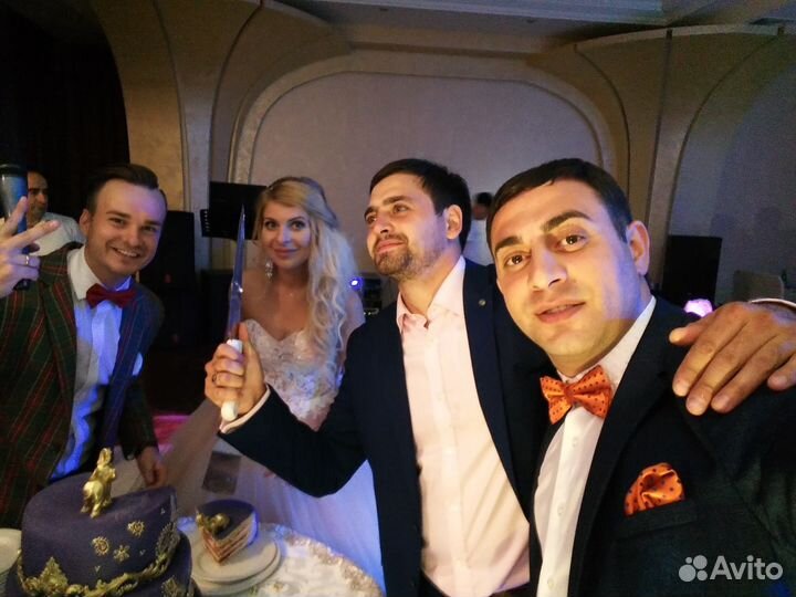 Ведущий - Тамада - Певец - Музыкант