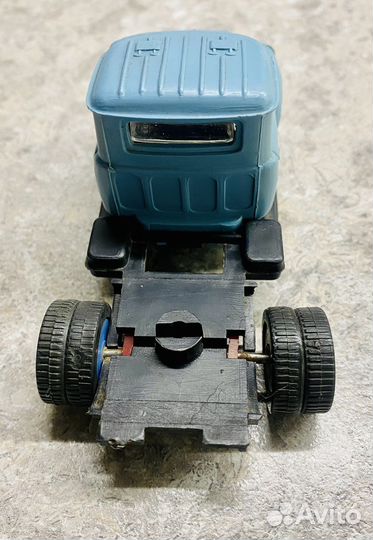 ЗИЛ 130 тягач фирма прогресс