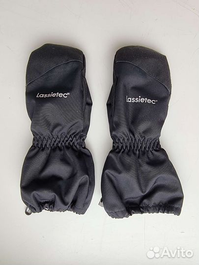 Краги Lassie, шлем Beezy и шапка H&M