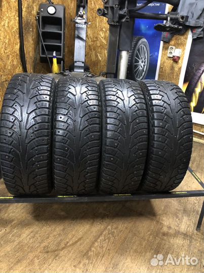Nokian Tyres Hakkapeliitta 5 225/55 R18 102T