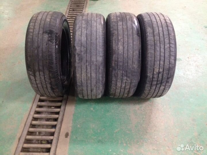 Yokohama BluEarth E70 215/60 R16