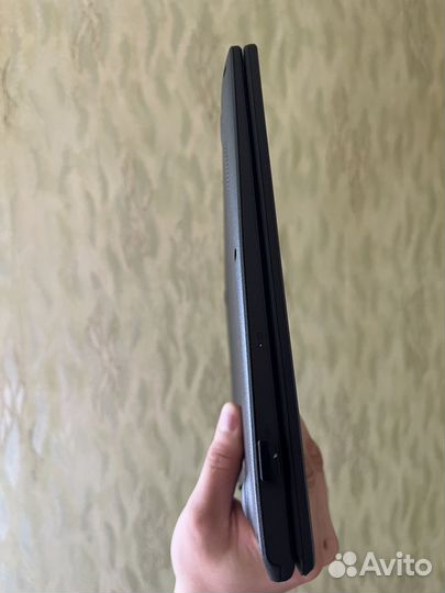 Asus R522MA-BQ862W Blue