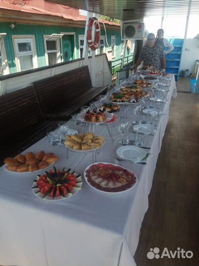 Аренда теплохода на 18 человек