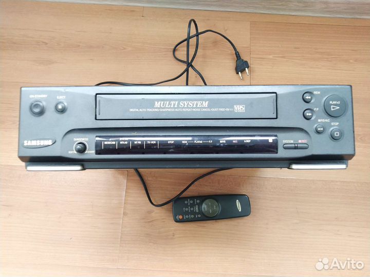 Видеомагнитофон Samsung SV-11G
