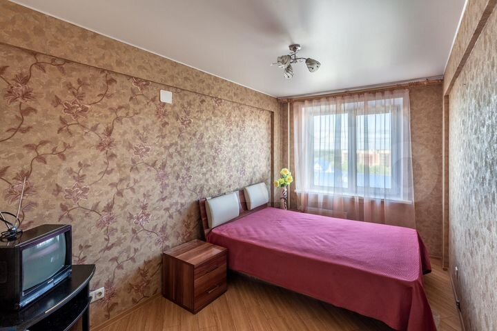 2-к. квартира, 42,3 м², 8/9 эт.